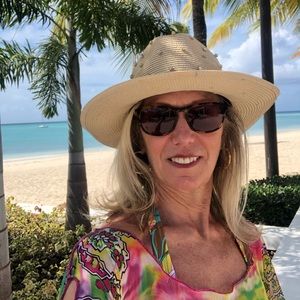 Meet your Posher, Rose